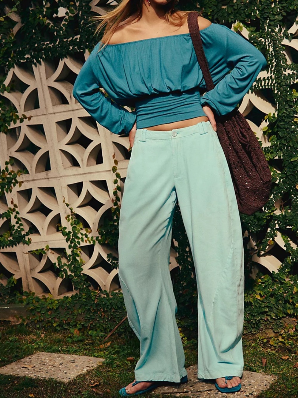 Free People Spotlight Washed Barrel Chino Trousers Blue Glow Sz 8 NWT Wide